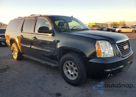 2008 GMC Yukon Xl C1500 z USA, uszkodzony, nr VIN 1GKFC16088R241671